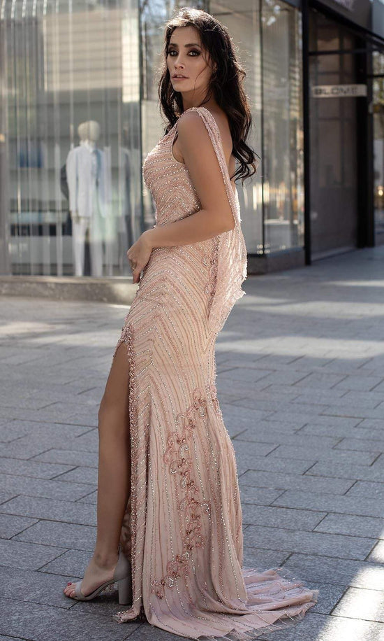 Chic & Holland - HF1422 Sweetheart Neck Junior Prom Slit Gown
