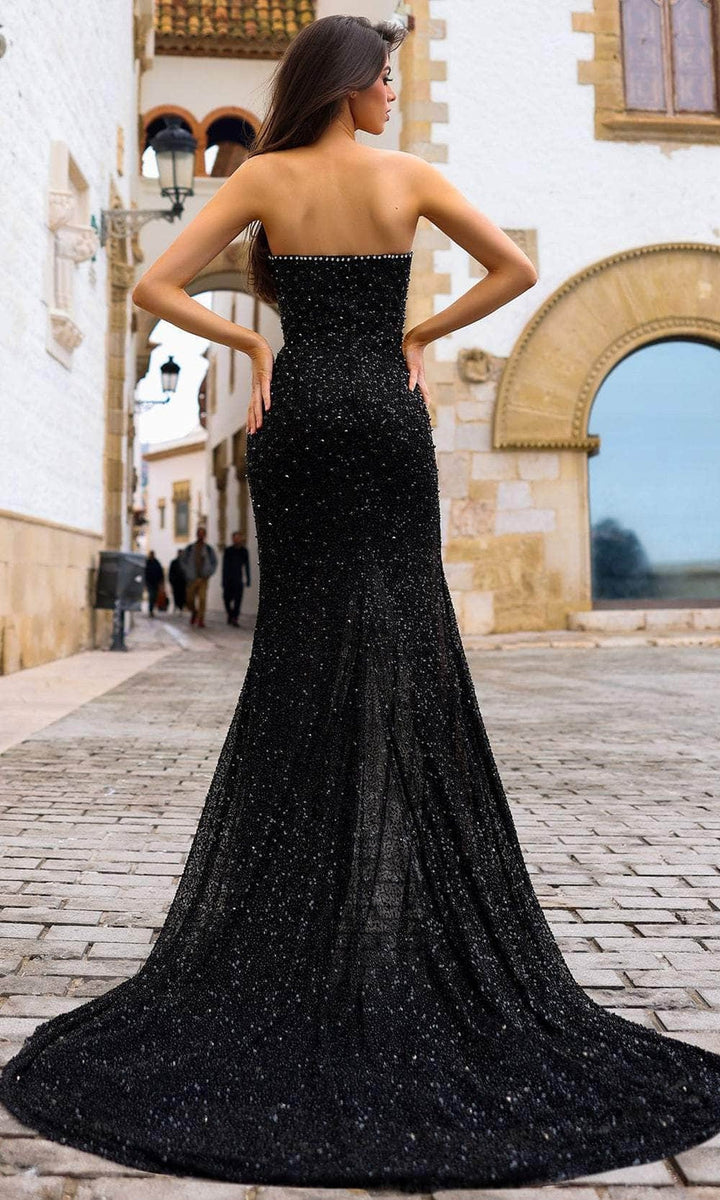 Chic & Holland AR330261 - Plunging Neck Strapless Evening Gown