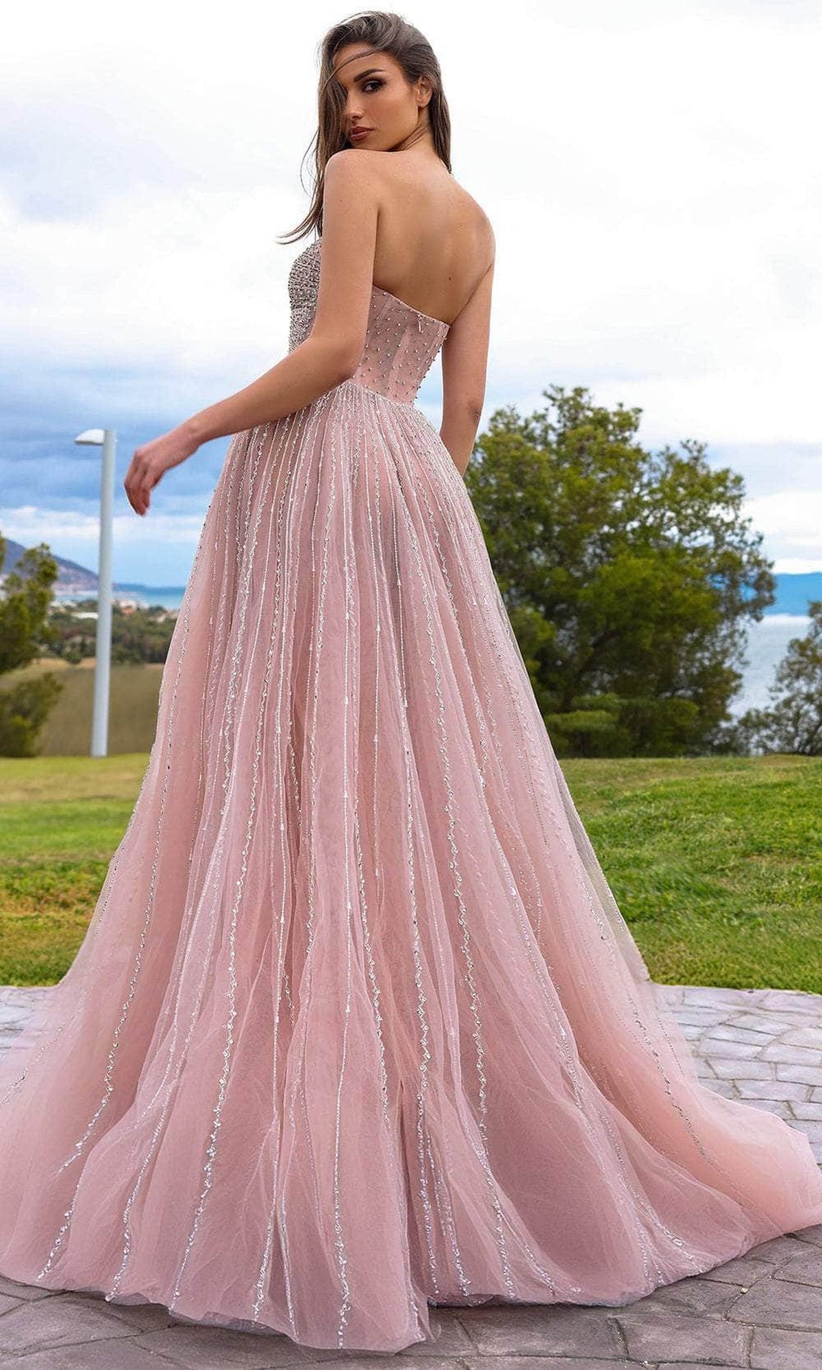 Chic & Holland AR330267 - Strapless Sweetheart Prom Gown