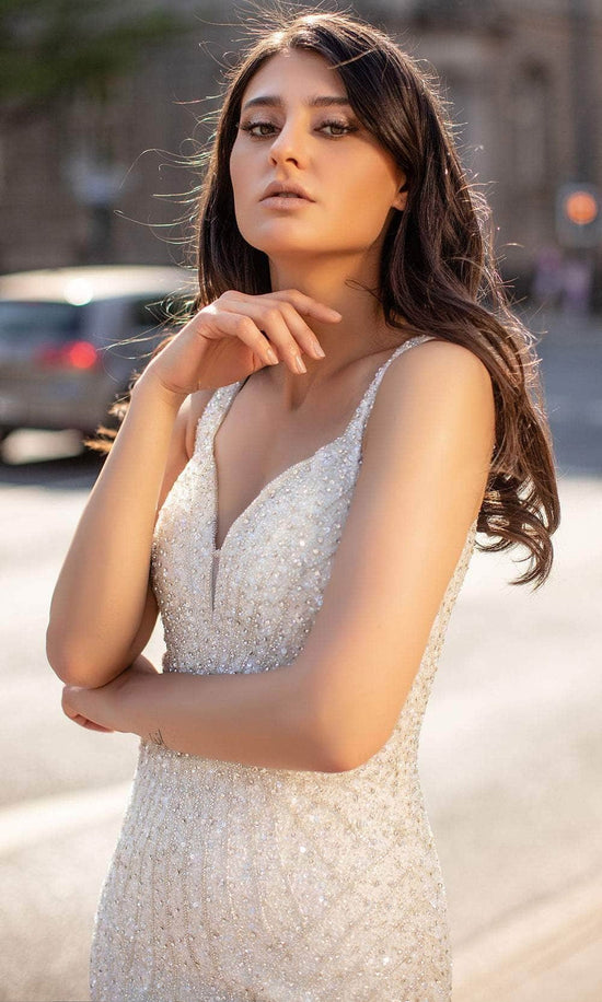 Chic & Holland HF1638 - Plunging Sweetheart Evening Dress