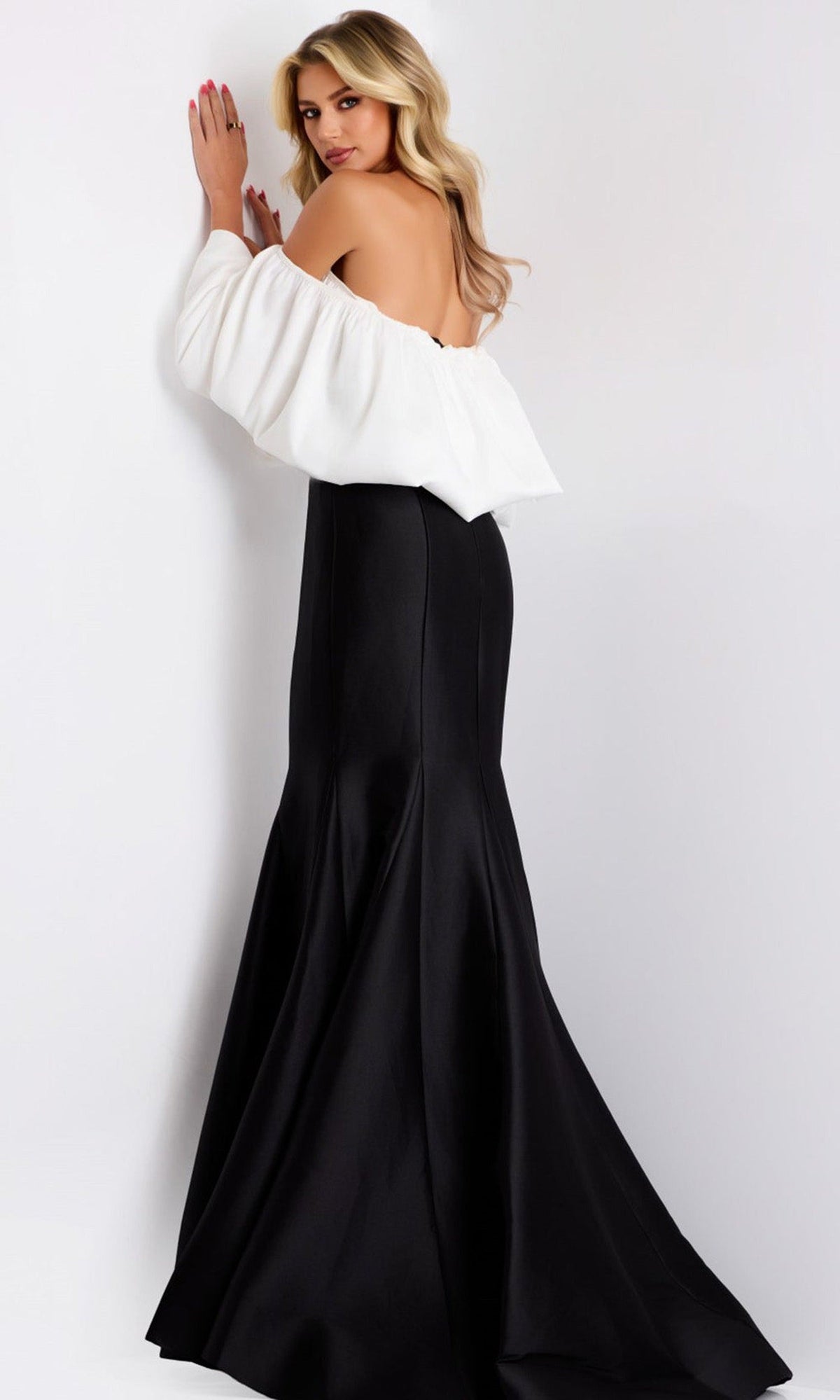 Jovani 45358 - Dramatic Sleeves Velvet Mermaid Gown
